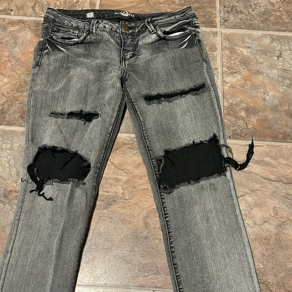 Vintage blue notes 
30x34
Slightly used , ripped skinny jeans